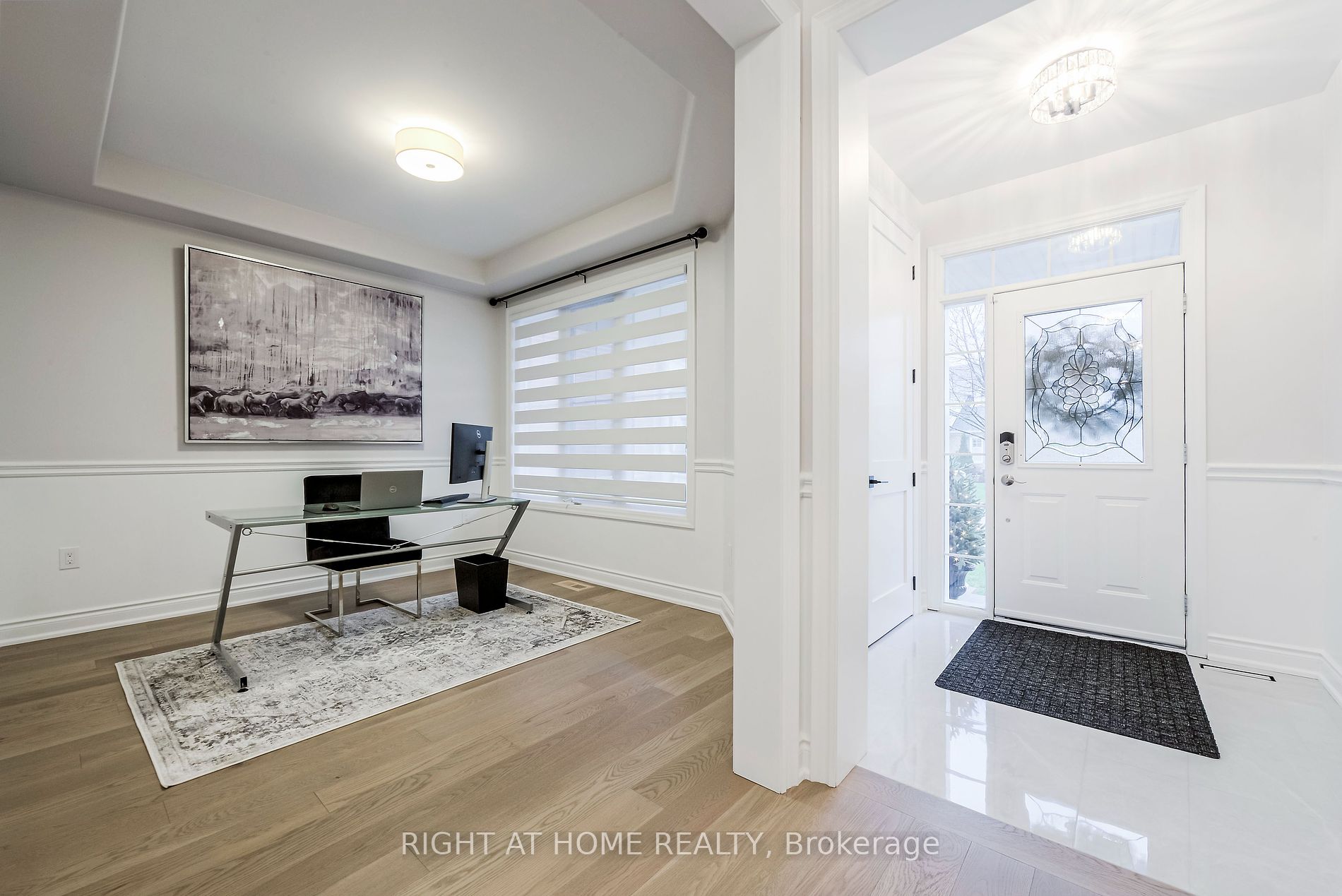 10 Little Rouge Circ