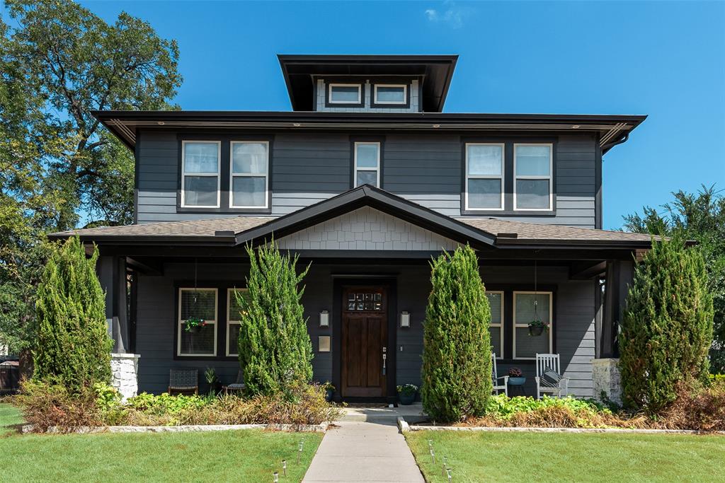 SELLER OFFERING INTEREST RATE BUYDOWN TO LOWER YOUR MONTHLY PAYMENT! Welcome to East Dallas’ beloved Vickery Place, where elegant Craftsman architecture seamlessly meets the luxurious amenities demanded by today's discriminating buyers. This exceptional home features an expansive, open-concept floorplan crafted with top-of-the-line finishes and Energy Star efficiency, offering a warm and inviting feel throughout. The gourmet kitchen boasts granite countertops, commercial-grade appliances, a butler's pantry, and a wine fridge, while the serene master suite provides a spa-like retreat complete with a Jacuzzi tub and a frameless glass shower with multiple sprayers. Step outside to your private backyard oasis featuring a refreshing pool, or step out to enjoy the vibrant neighborhood with quick access to Tietze Park & Pool, walking distance to Greenville Avenue and Knox-Henderson.