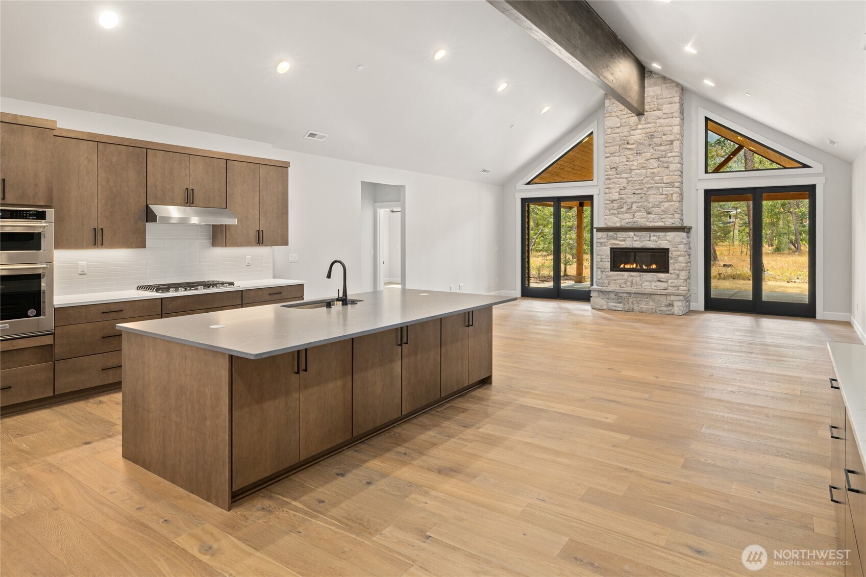 Kitchen island with cabinets on both sides