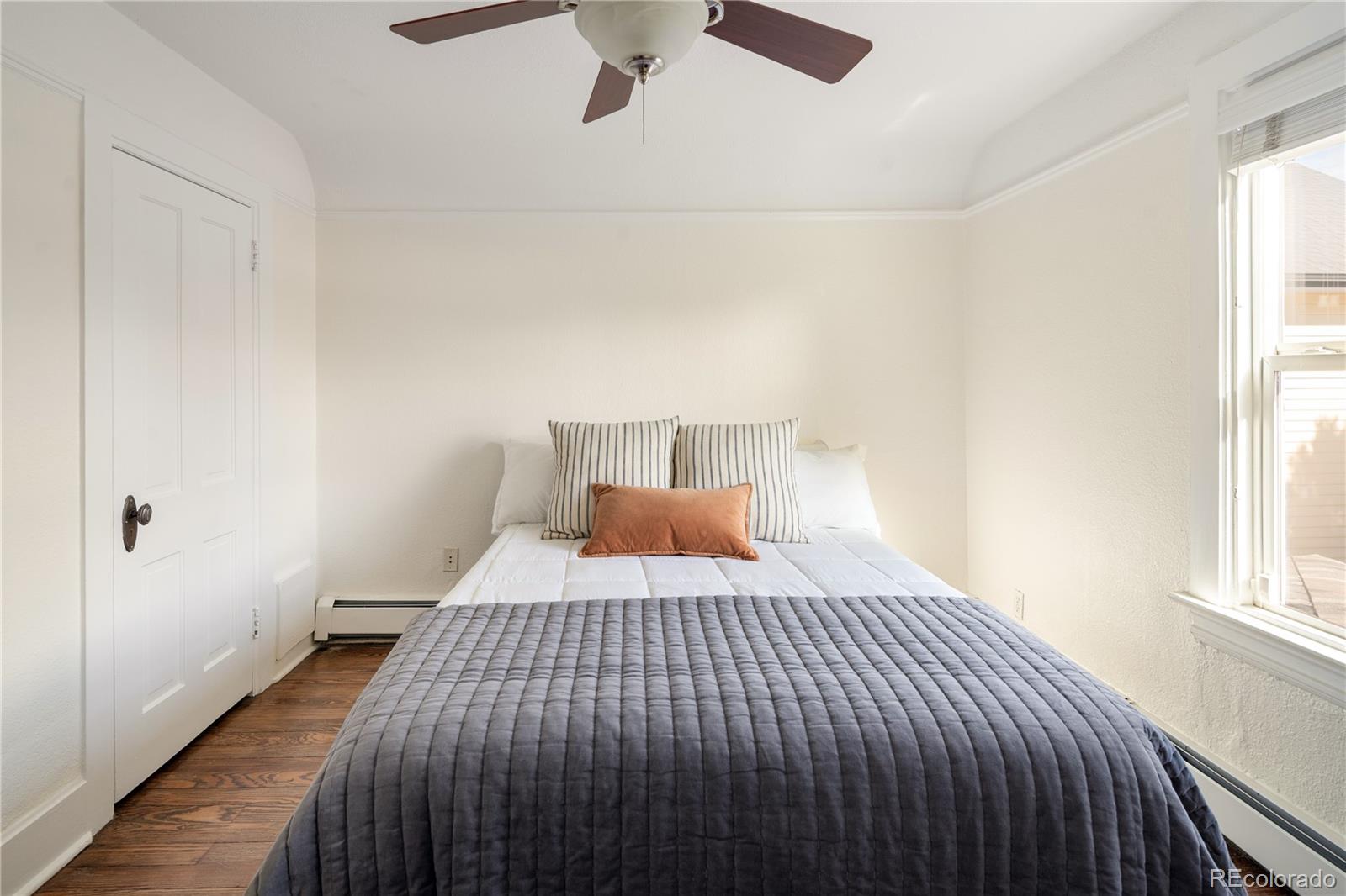 2078 S Pennsylvania Street