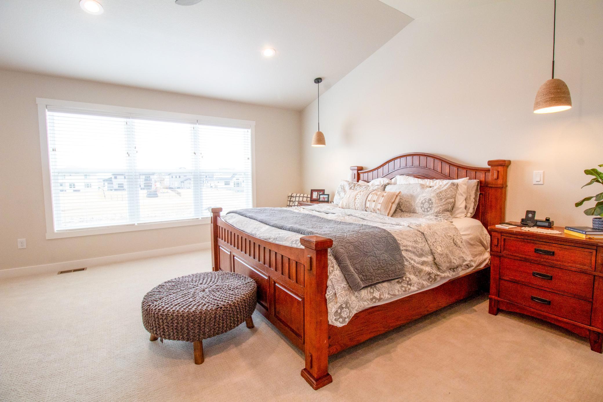 8825 Meadowlark Parkway