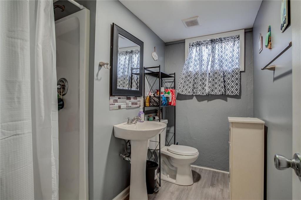 5609 NE San Rafael Drive