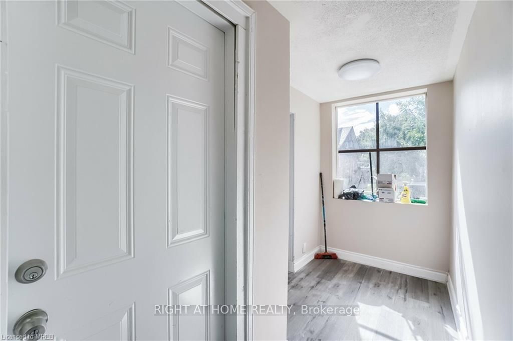 153 Albion St 3