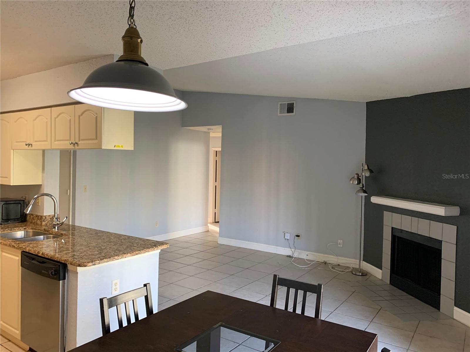 2550 N Alafaya Trail 8204