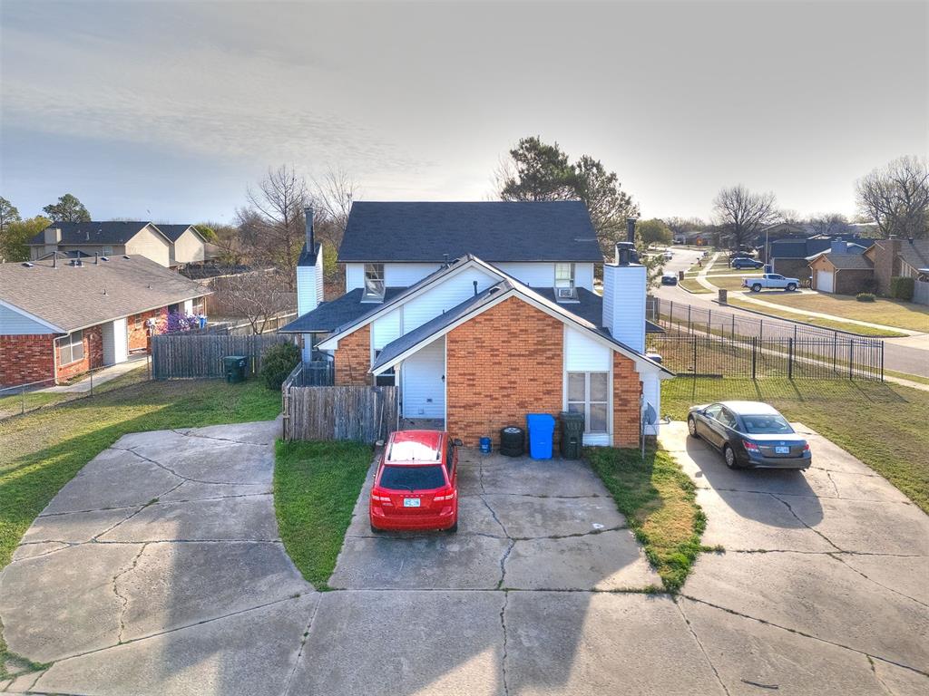 AMAZING investment opportunity in the heart of Norman! Don’t miss this wonderful tri-plex in a peaceful neighborhood and with fabulous tenants already in place! The units are split up as follows: two units are 2 bedroom with 1.5 bathroom, and one unit is a 2 bedroom with a Jack and Jill bathroom. Each unit has a fenced in yard. Each unit has a newer refrigerators, washer, dryer, and stoves! All units are occupied with fantastic tenants! All tenants pay for their utilities.