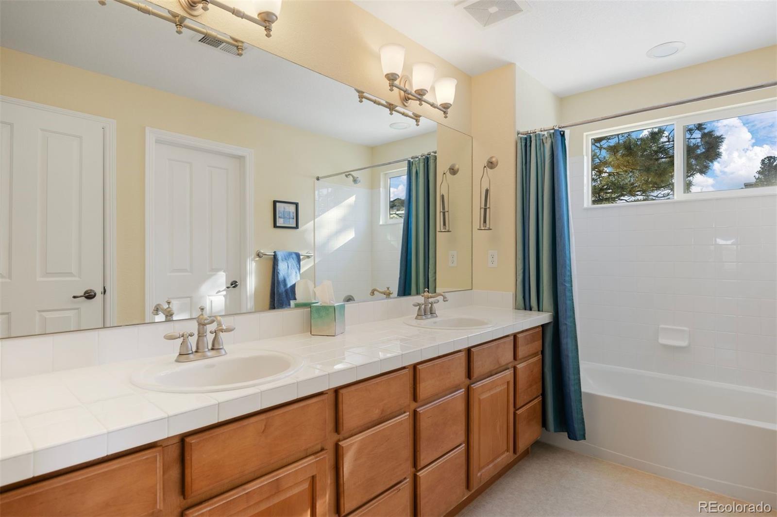 1402 Sterling Hill Court