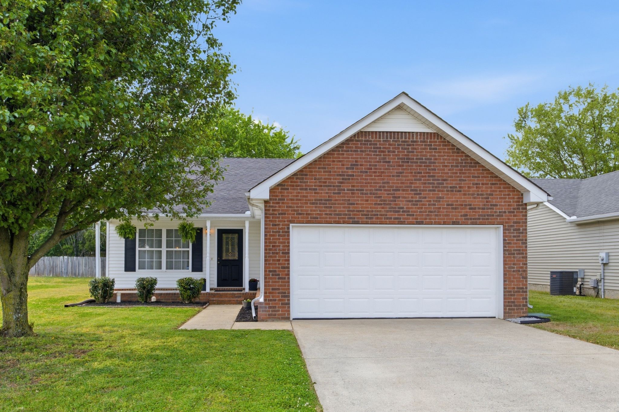 1118 Melvin Dr — sold