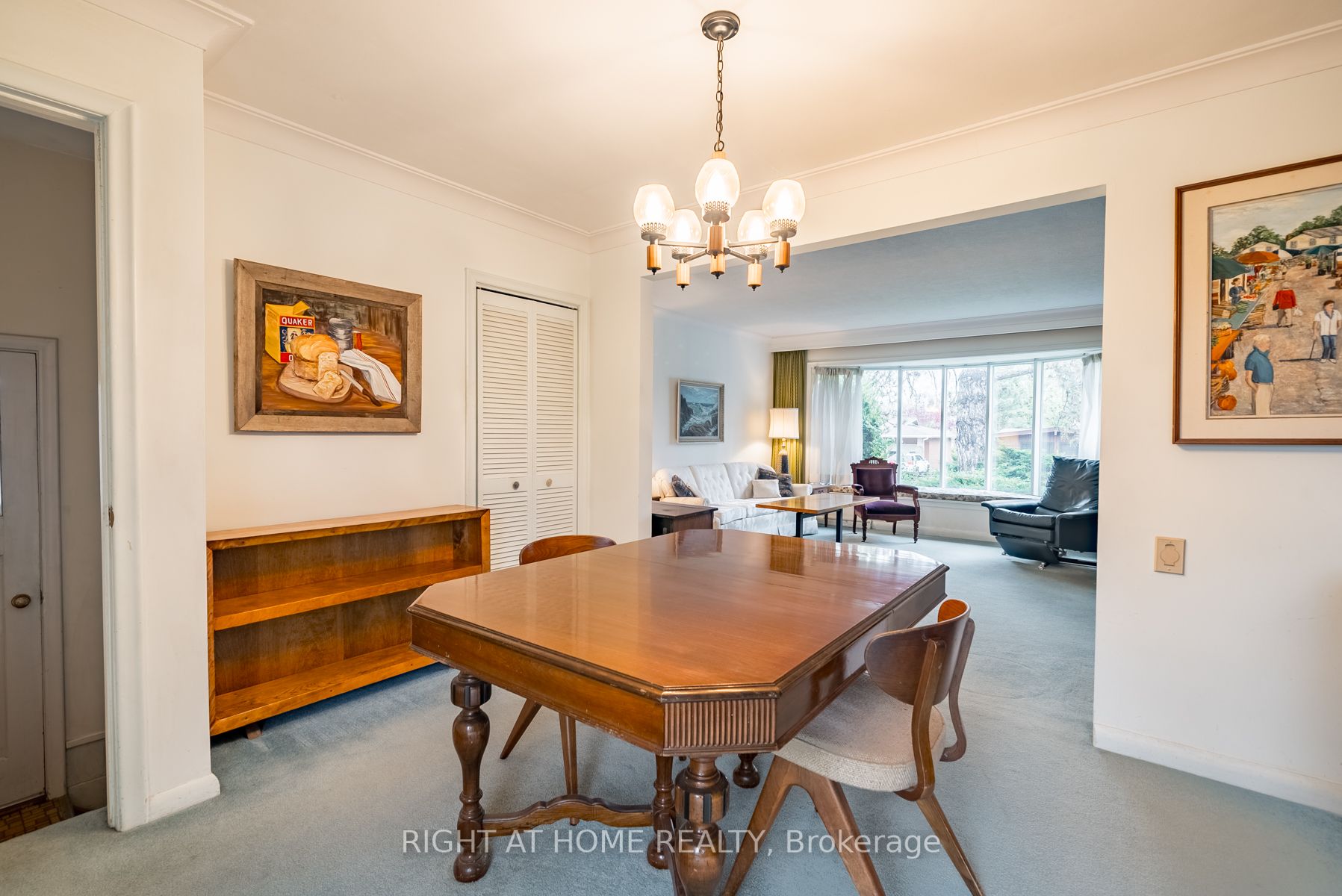 8 Sunset Dr
