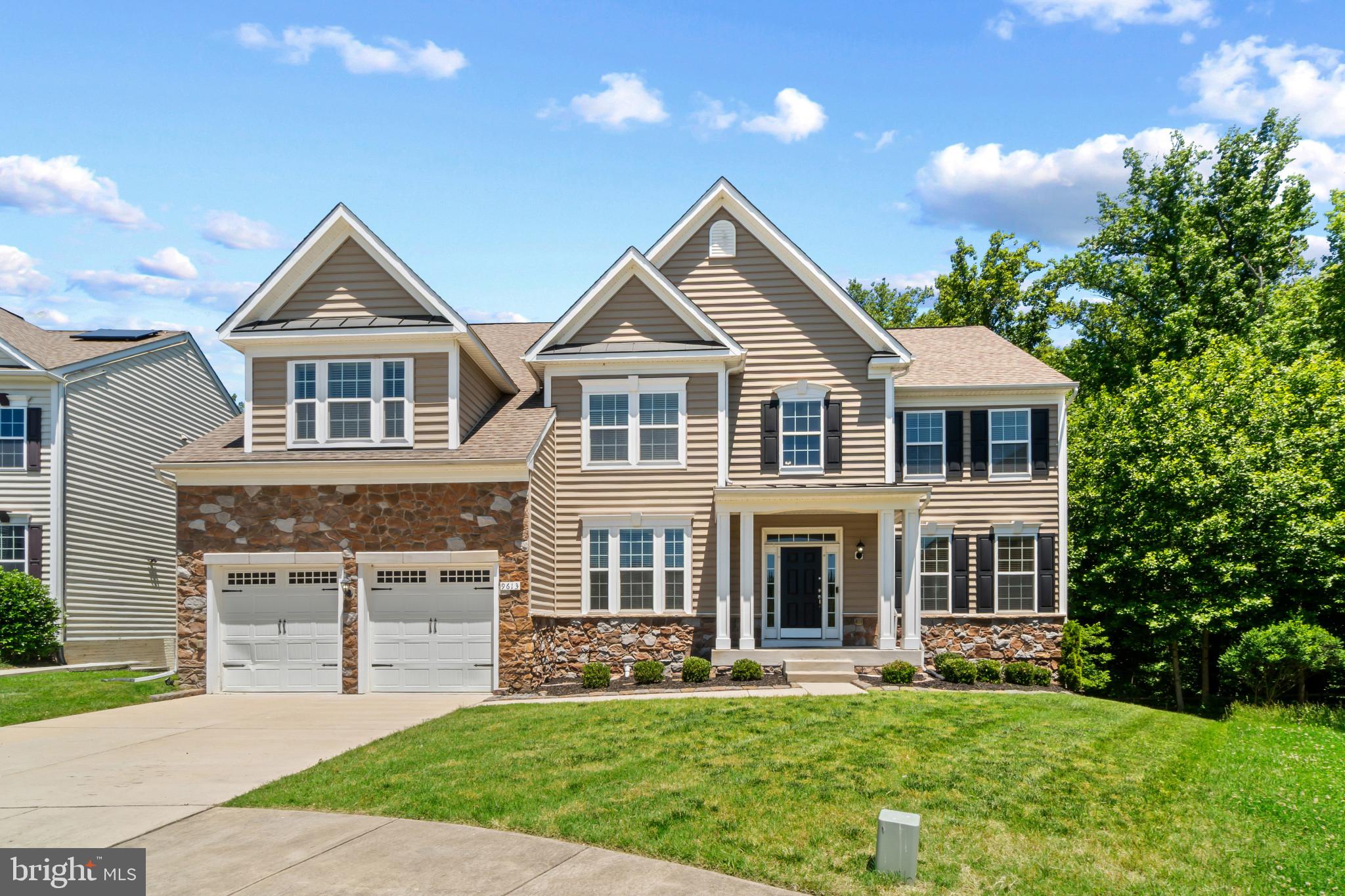9613 Manor Oaks View