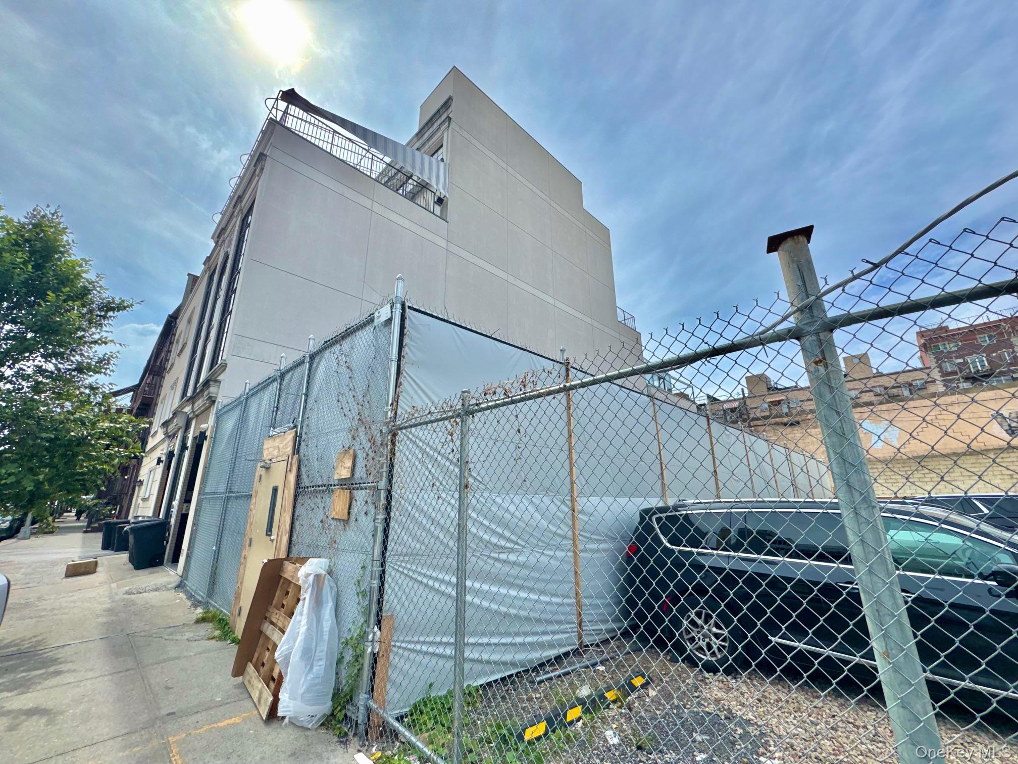 Calling All Investors, Developers & End-Users!!! 2,500 Sqft. Development Site In Bed-Stuy Near I-278 For Sale!!! The Property Features Great Exposure, Excellent Signage, V-1/M1-1 Zoning, Low Property Taxes, Fenced Lot, +++!!! The Property Is Located In The Heart Of Bed-Stuy In Between Myrtle Avenue & Park Avenue!!! Neighbors Include Starbucks, Chase Bank, The Home Depot, FedEx, Verizon, Dunkin’, Subway, Carvel Express, Duane Reade, Family Dollar, KFC, +++!!! This Property Has HUGE Upside Potential!!! This Could Be Your Next Development Site / Home For Your Business!!!



Expenses:



Taxes:  $6,874 Ann. 



Total Expenses: $6,874 Ann.
