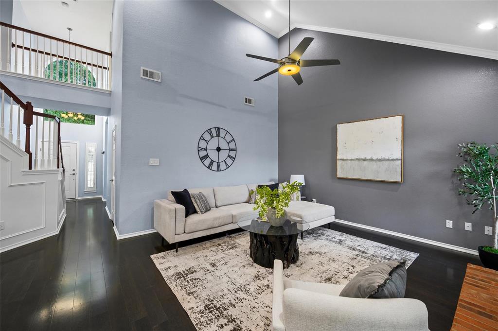 1819 Sandalwood Lane