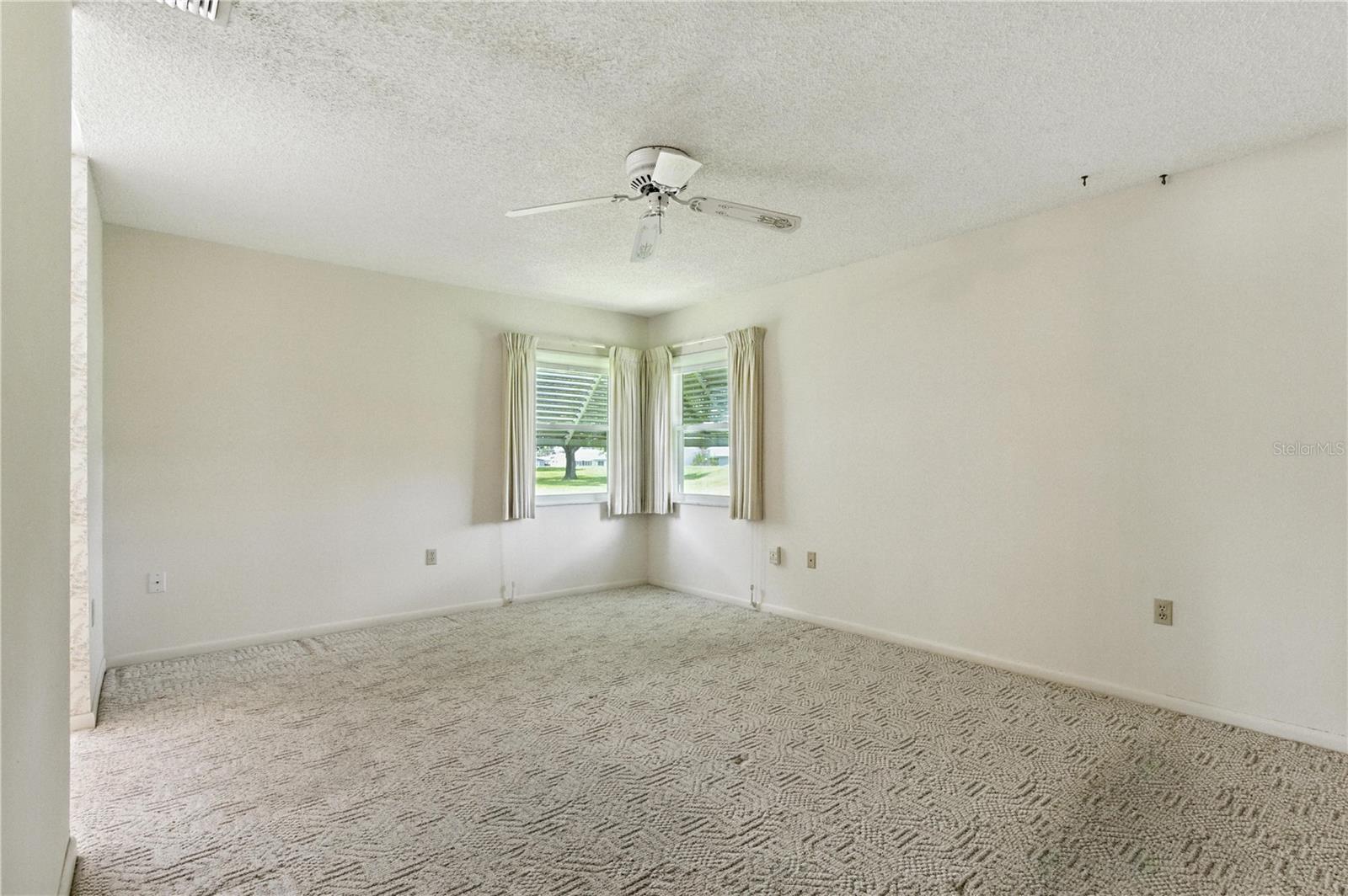 1970 Long Boat Drive