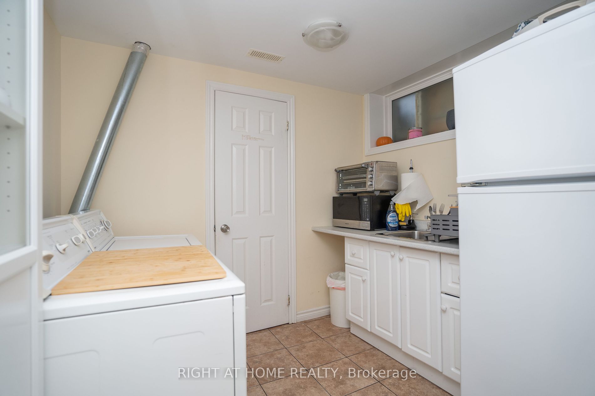 267 N Finch ave west