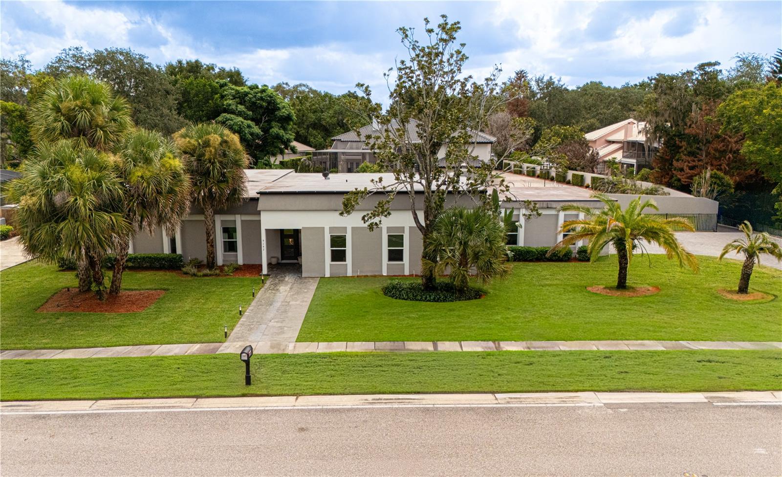 9197 Bay Hill Boulevard, Orlando, FL
