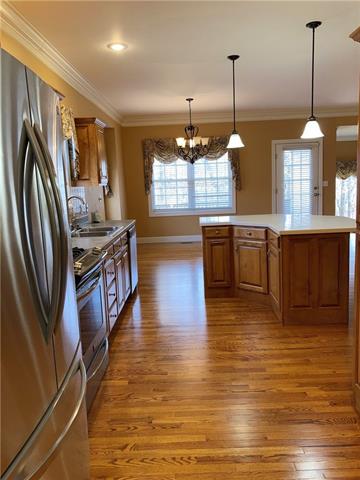 612 Carriage Court