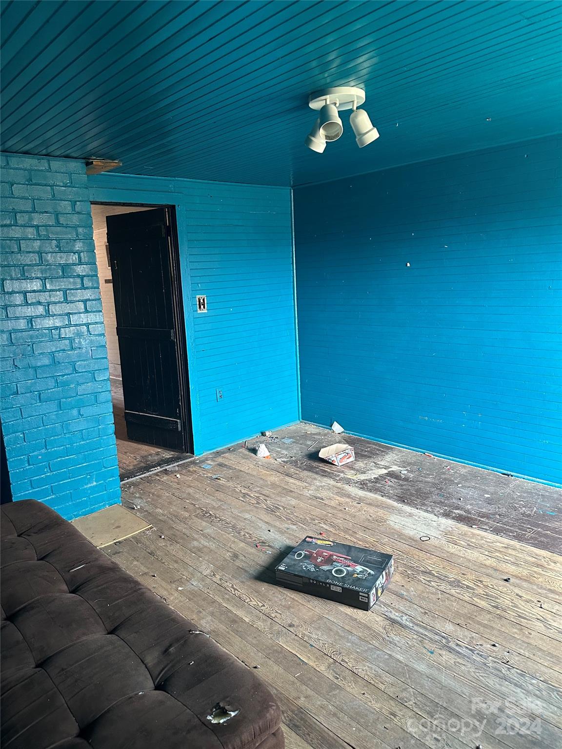 202 Hickory Street 21