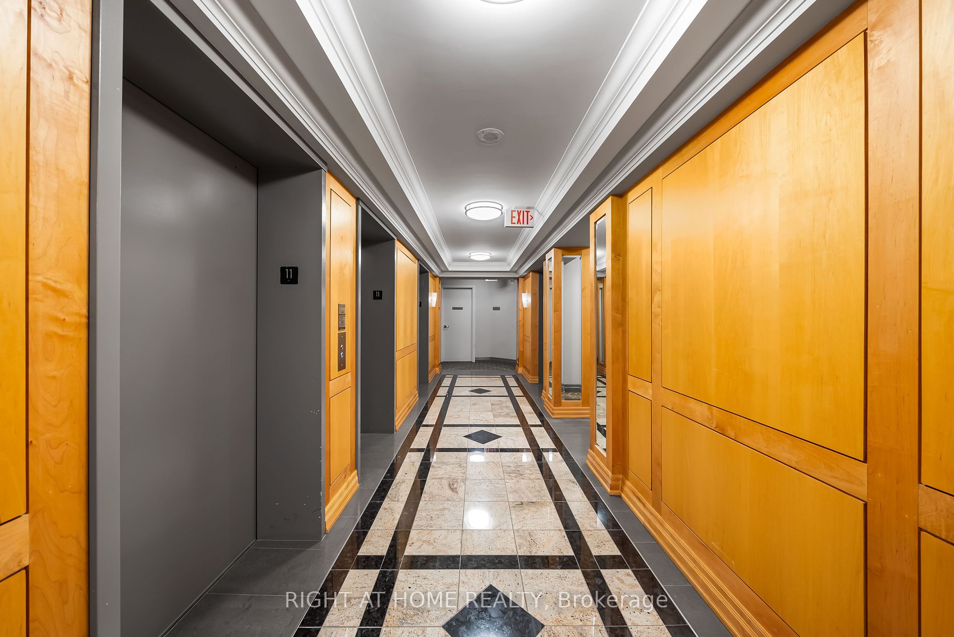 80 S Harrison Garden Blvd 1122