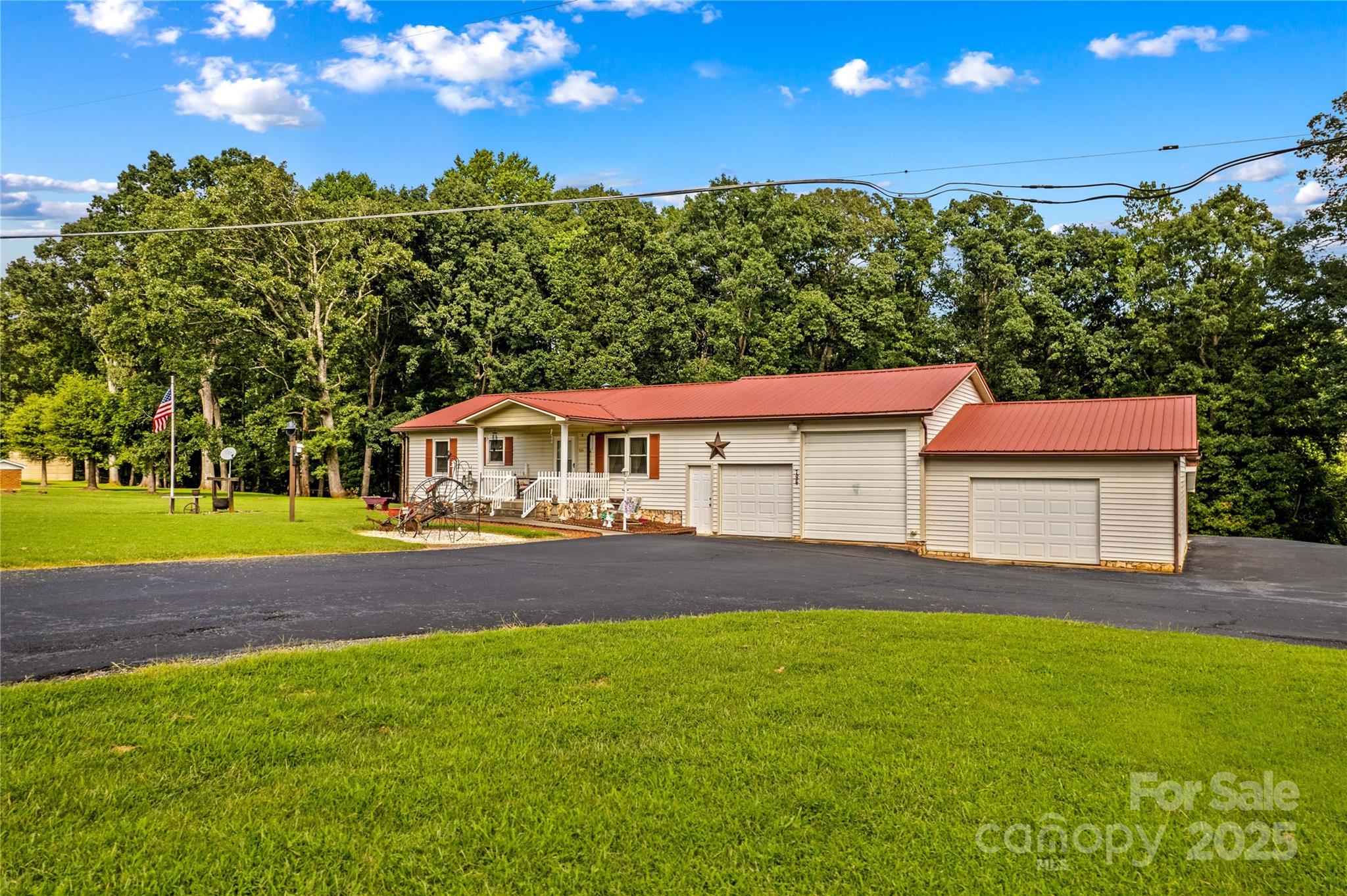 784 Whites Farm Road