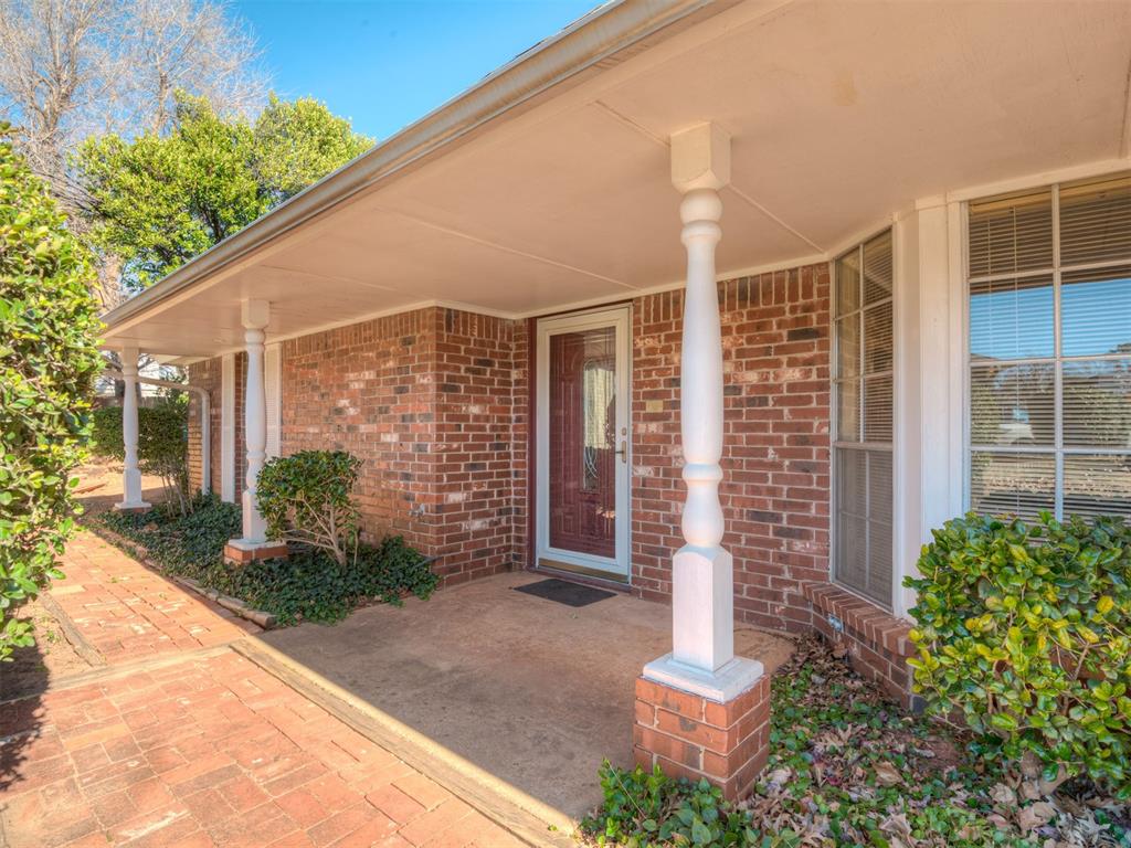 The photos include preparation for the Estate Sale which is why it's cluttered.  New photos after the Estate Sale beginning 22 January.  This wonderful home is has a ton to offer.  Including 4 Beds, 2.5 Baths, a 2 Car garage, a formal dinning area, eat in kitchen, living room with a built in bar for entertainment, plus a second living area, a large kitchen with wonderful cabinets and a built in desk, a remote large master with dual vanities, an office with custom built in books shelves, walk in access to the attic. PLUS...walk out of your back door and enjoy the Lansbrook walking trail.  Lansbrook addition includes a neighborhood pool, walking trails, bike paths, four parks, fishing pond. The neighborhood offers multiple activities like a Christmas Sleigh Ride, an Easter Egg Hunt, and 4th of July Family Fun Day!