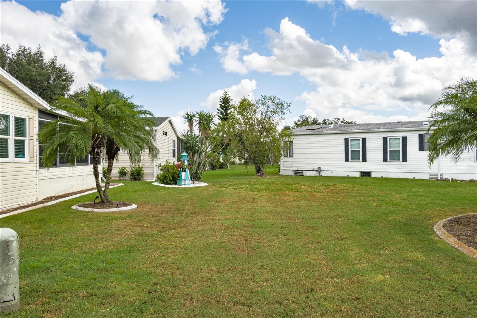 8523 Countess Avenue Circle