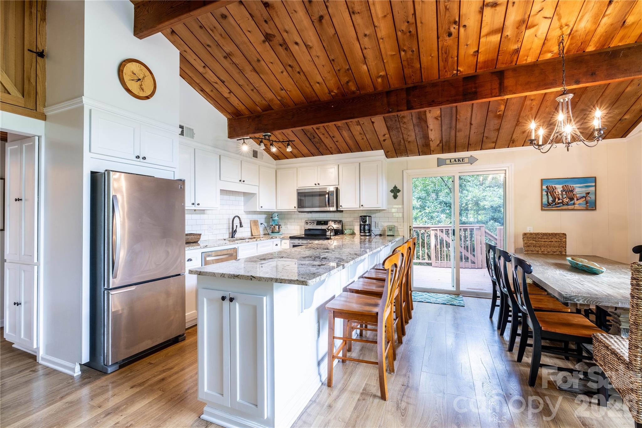 825 Emerald Shores Road