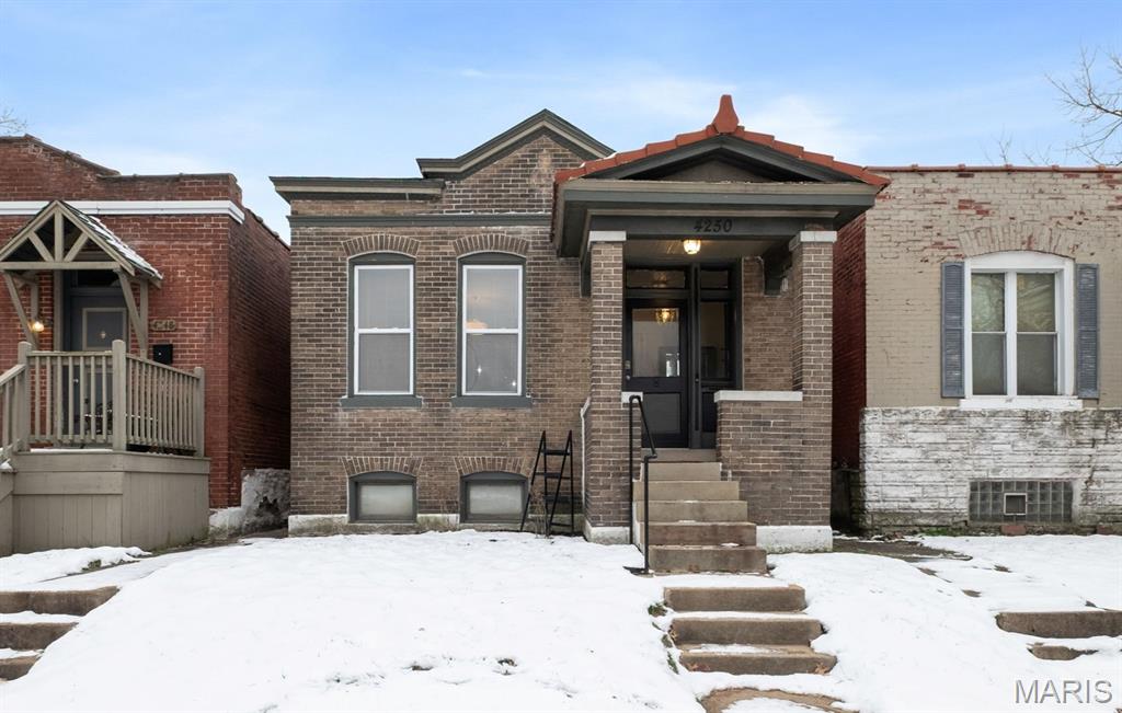 4250 Connecticut Street