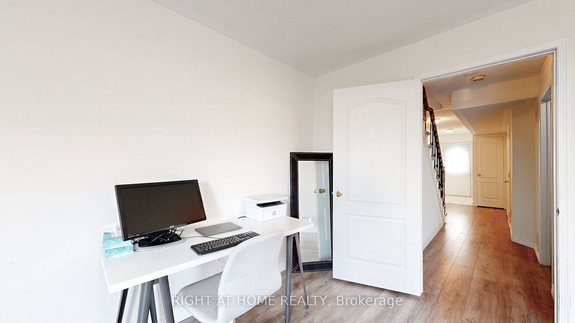 38 Jenkinson Way 131