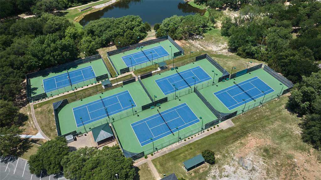 2300 Candlestick Drive