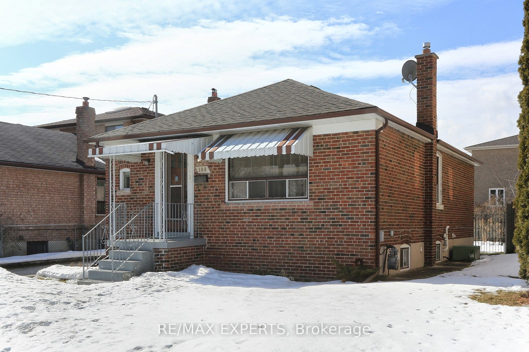 100 North Carson St UPPER
