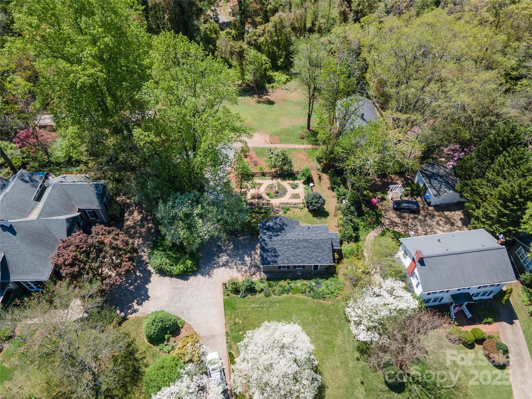 459 N Washington Street