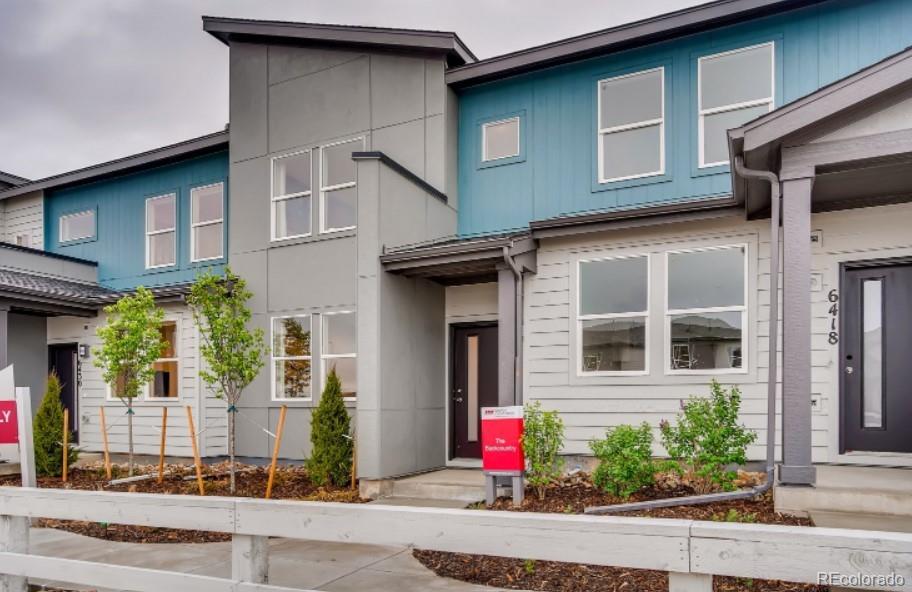 6435 N Dunkirk Street