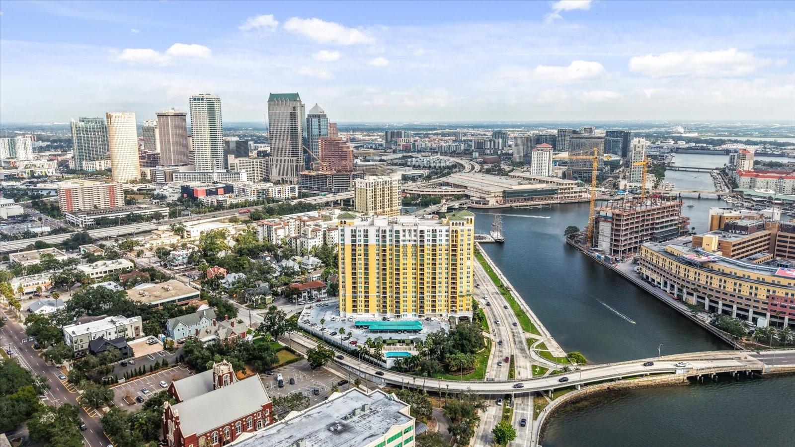 345 Bayshore Boulevard 706