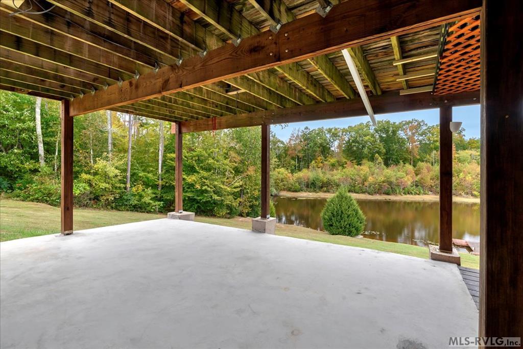 593 Stoney Cross Road