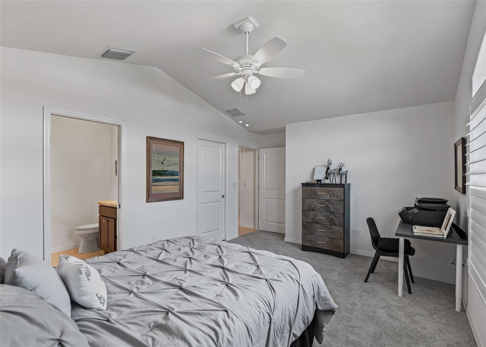 1110 Ebling Loop