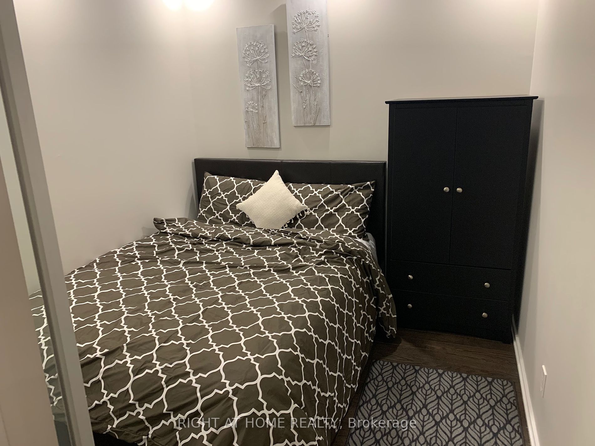 12 Bonnycastle St 614