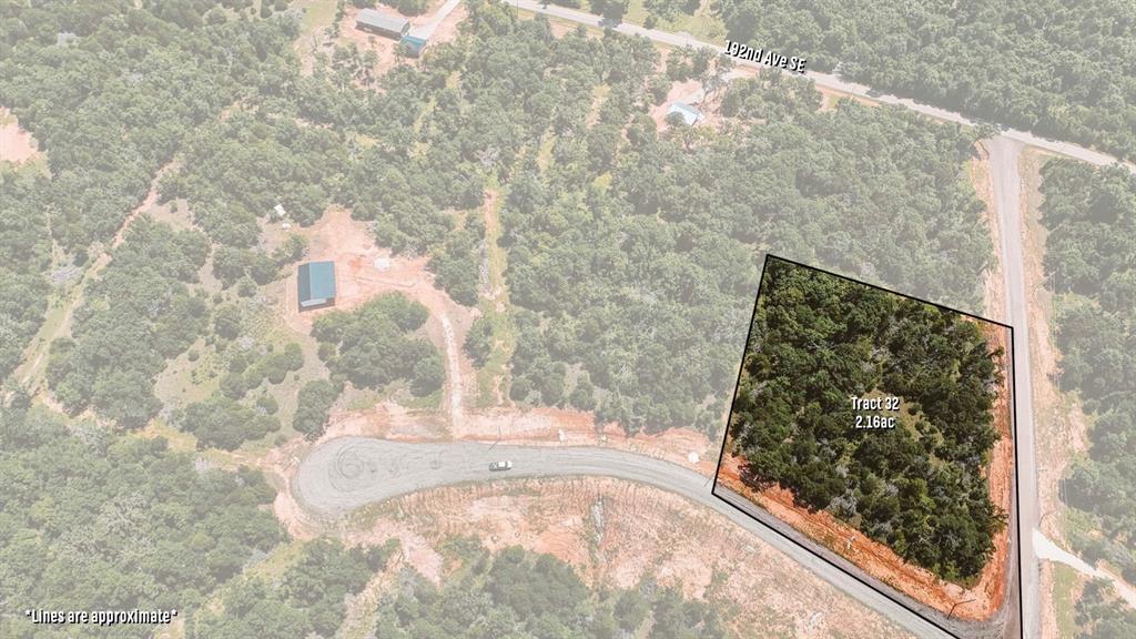 Great opportunity available! Come check out Lot #32 in Clover Ridge, the largest lot left in the development! This property is a blank slate and ready for you to build your dream on. With beautiful, mature oaks all around, you can put a barrier between you and the outside world with ease. Only a short drive to HWY 9 to the north, you can access Norman within 25 minutes easily. The University of Oklahoma is only a 30-minute drive from here as well! This property is only a few miles from a grocery store (Harps), so you don't have to sacrifice convenience for the country. Electricity and Fiber Internet are readily available at the front of the lot at the road, too. Come check out this property today!