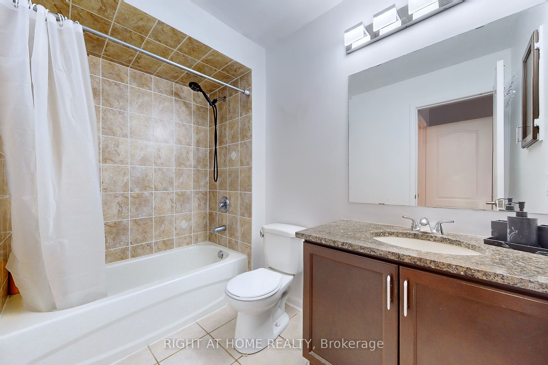 426 S Beach Blvd 32