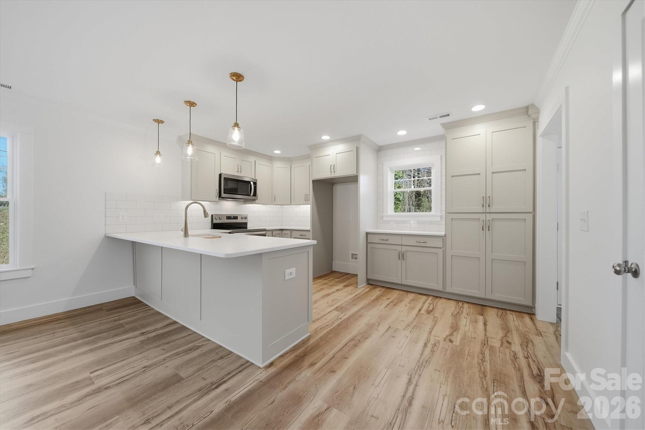 119 Birdsey Street 80