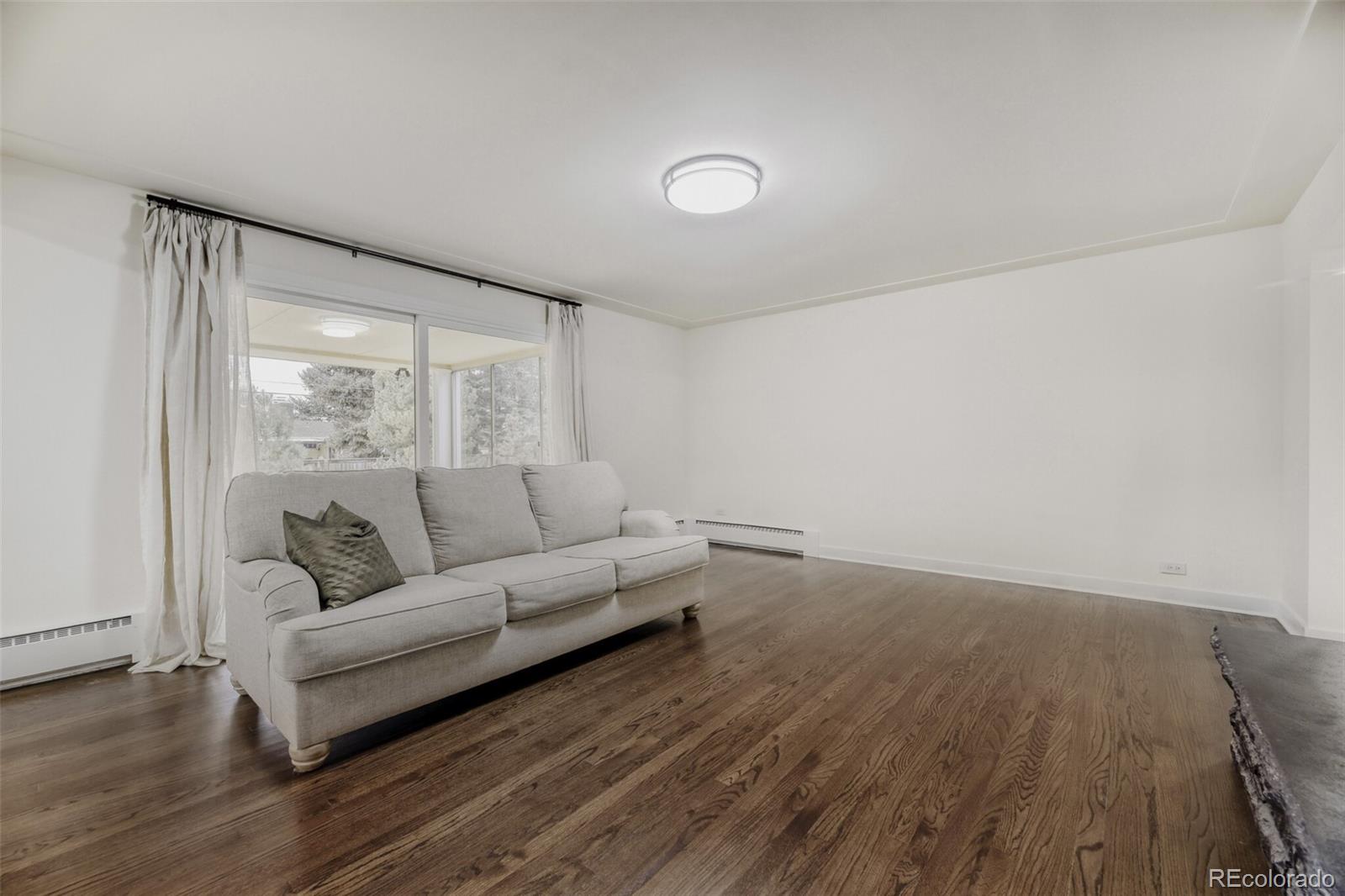 3843 S Elm Street
