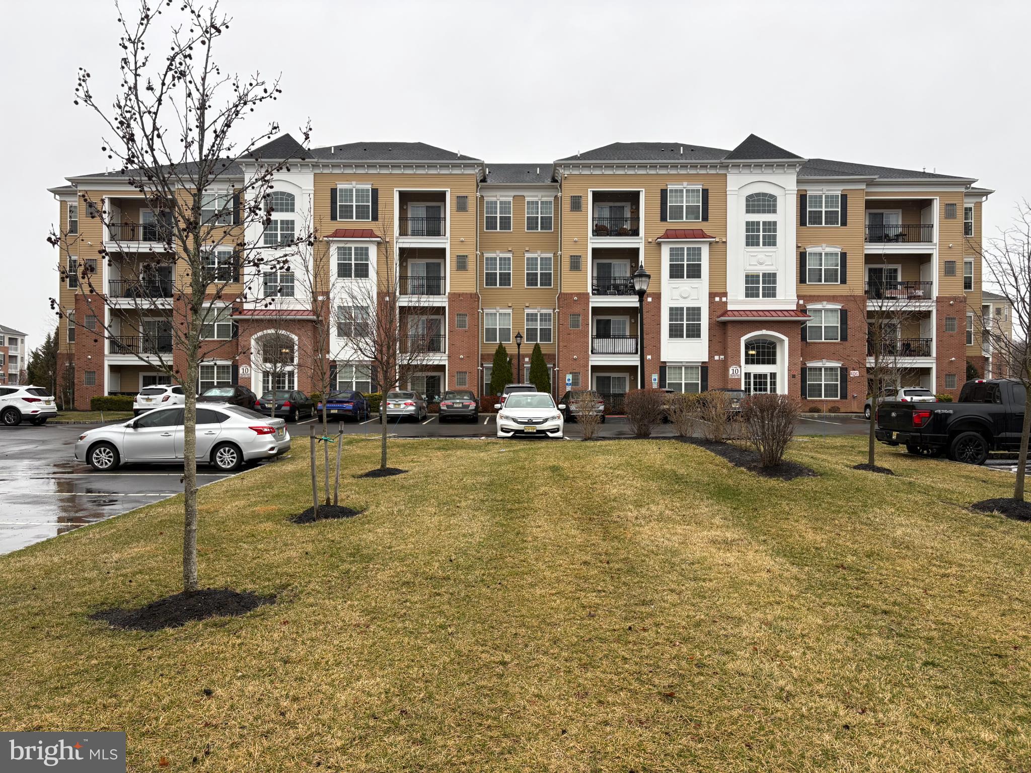 1044 Halifax Pl  