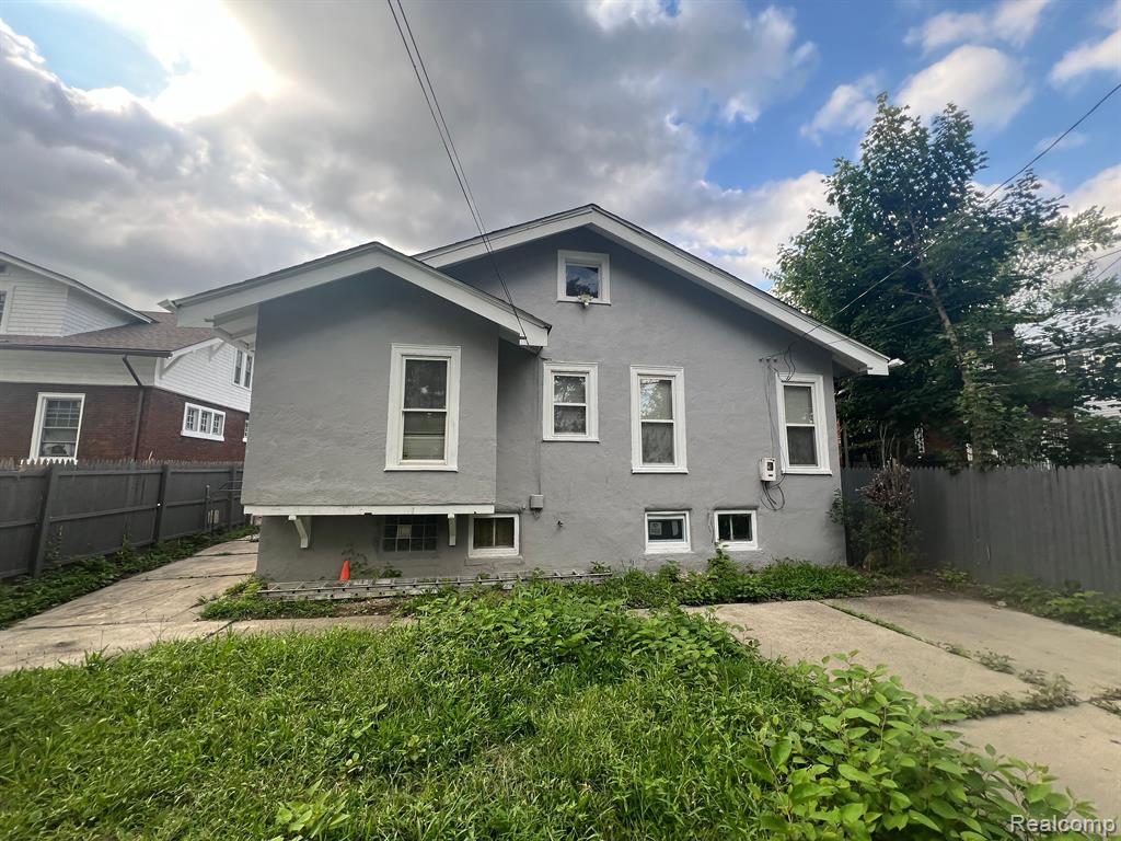 239 Eason Street