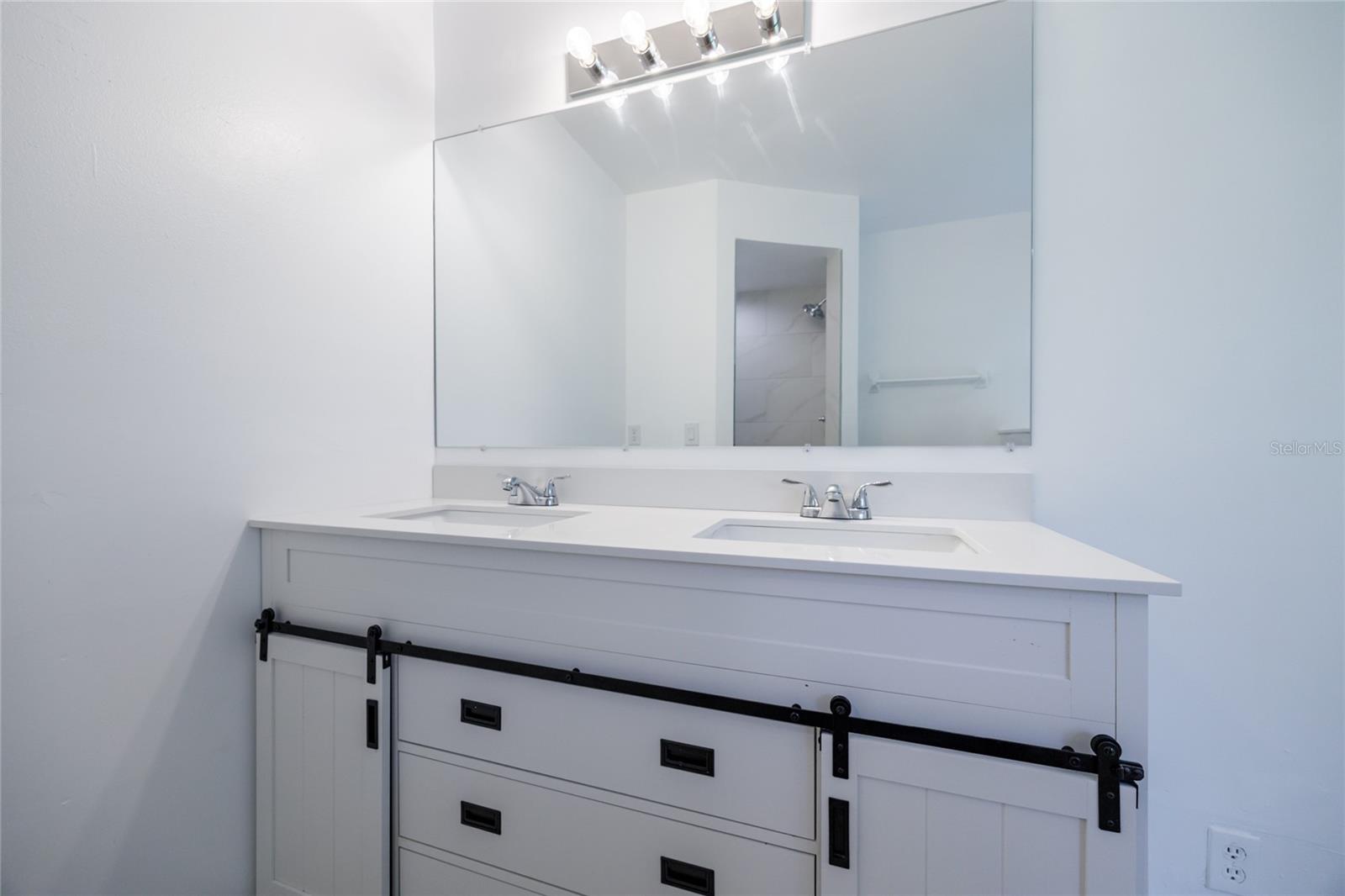 3207 E Withlacoochee Trail