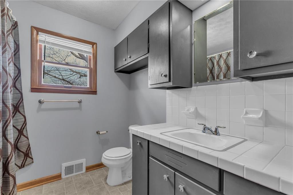 205 N Cleveland Street