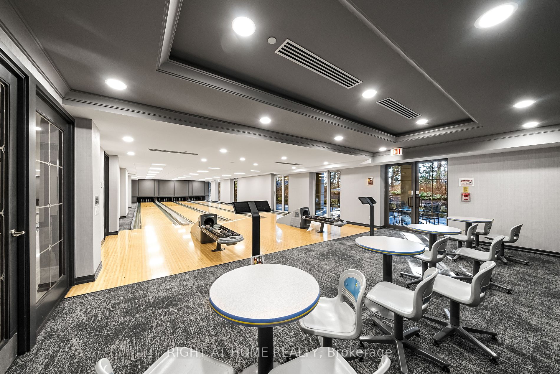 80 S Harrison Garden Blvd 1122