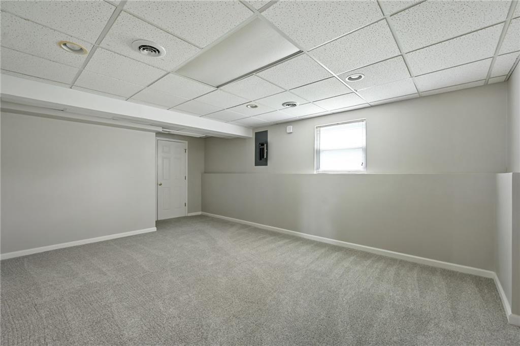 9201 N Charlotte Court