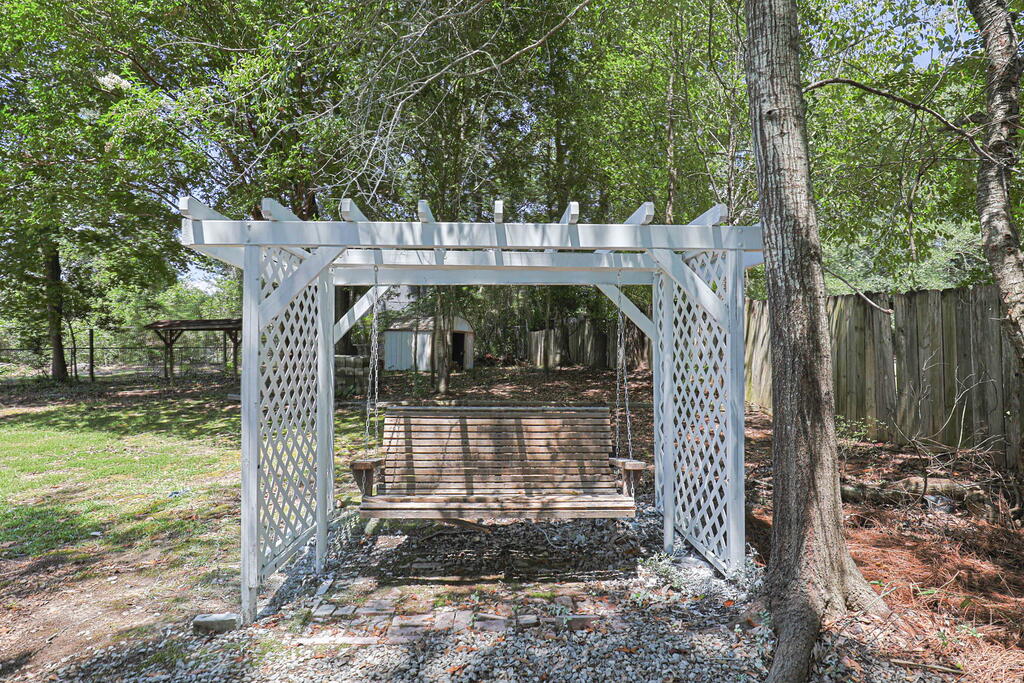 3 North Theri Ct