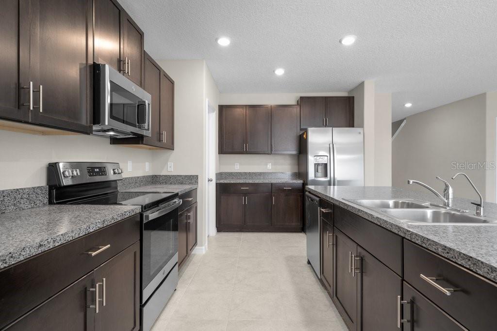 7227 Ronnie Gardens Court