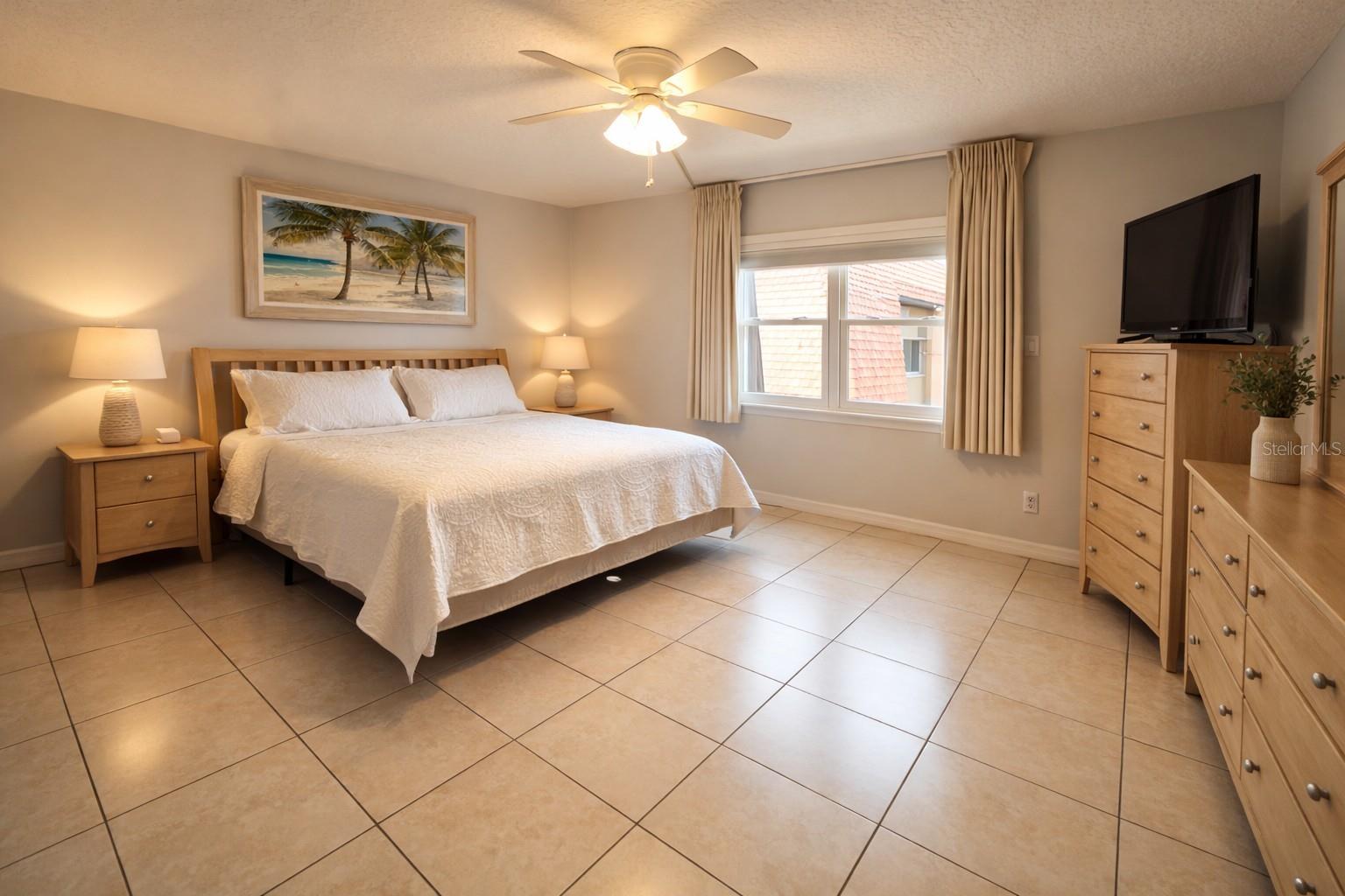 5200 Ocean Beach Boulevard 213