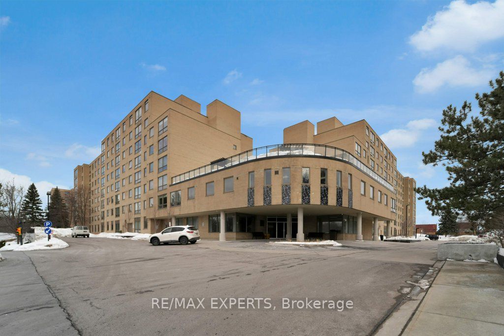 326 E Major Mackenzie Dr 508