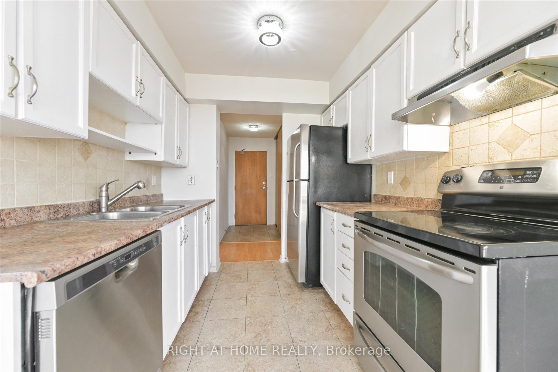 350 W Rathburn Rd 1107